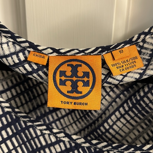 Tory Burch silk blue and white blouse tank - Picture 4 of 4